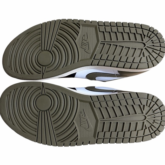 SOLD - Picture 5 of 6